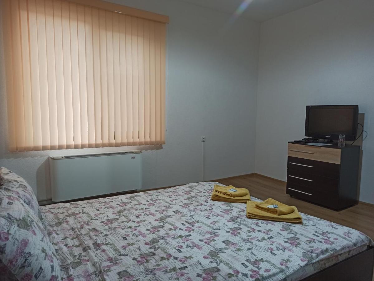Guest House Ganovi Kałofer Zewnętrze zdjęcie