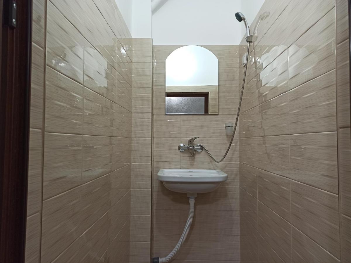 Guest House Ganovi Kałofer Zewnętrze zdjęcie