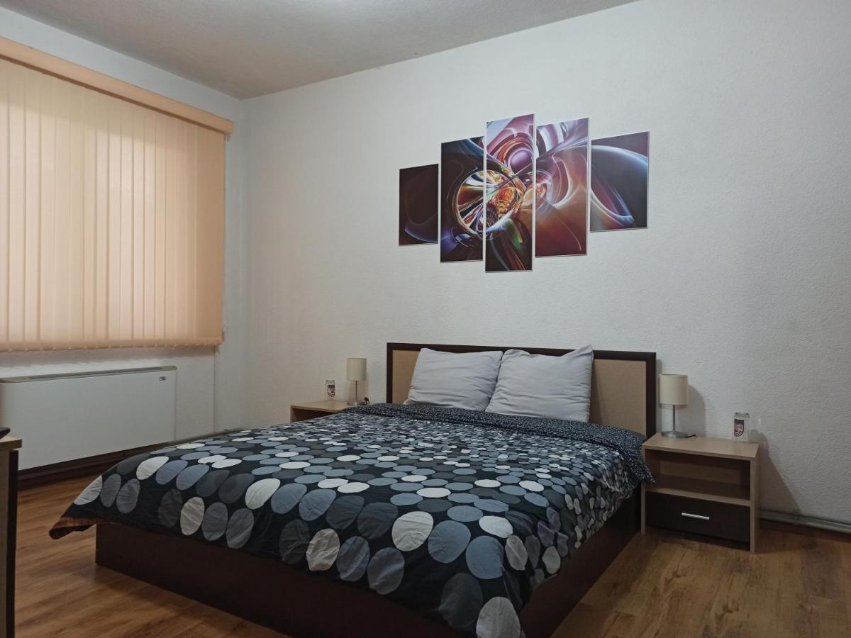 Guest House Ganovi Kałofer Zewnętrze zdjęcie